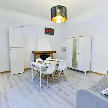 Welcome - Borgo Saraceno * Varigotti